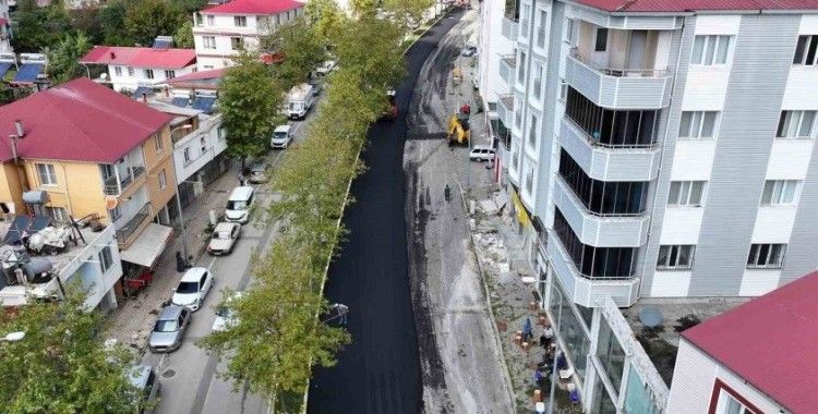 Andırın’da ana arterlerin asfaltları yeniliyor
