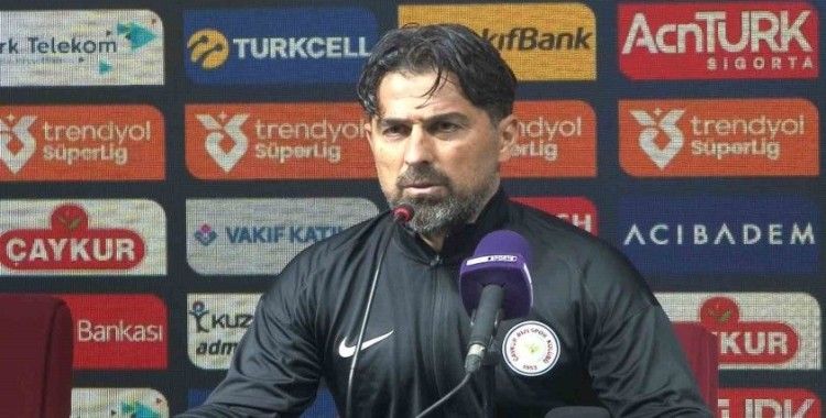 İlhan Palut: "Kaybetmeyi hak etmediğimiz bir oyunla yine mağlup olduk"
