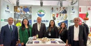 İş arayan ve işveren fuarda buluştu
