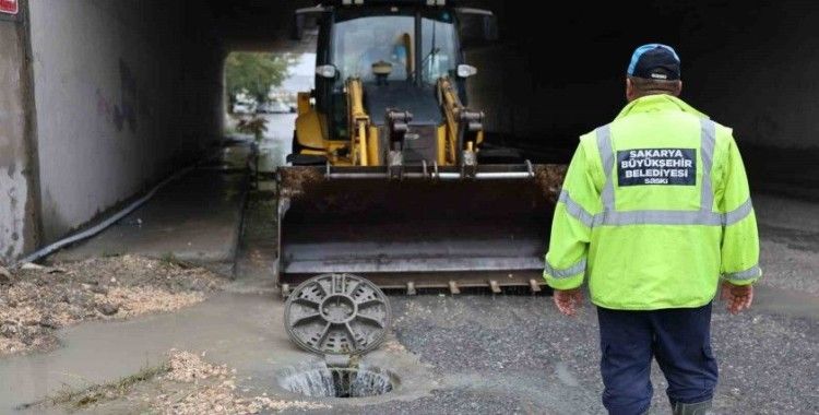 SASKİ, kuvvetli sağanak yağışa karşı teyakkuza geçti
