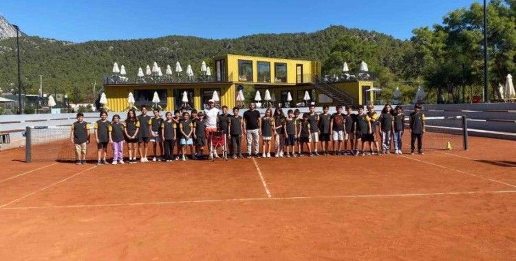 Kemer bölge okulları, tenis ile buluşacak
