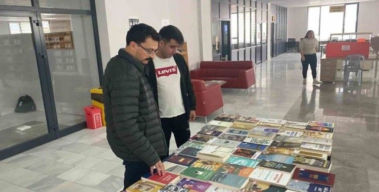 Vatandaşlar kütüphaneye davet edildi
