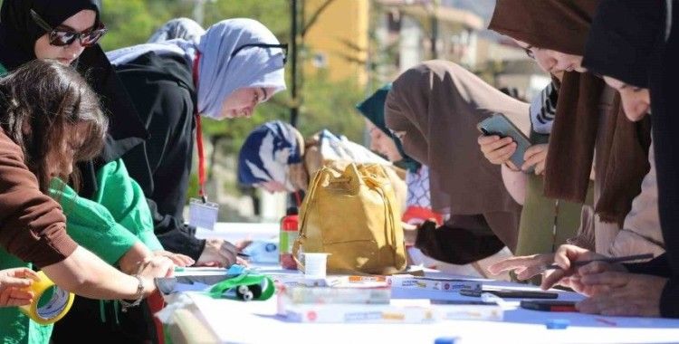 Gümüşhane’de ‘Filistinli Çocuklar İçin Çiz’ etkinliği düzenlendi
