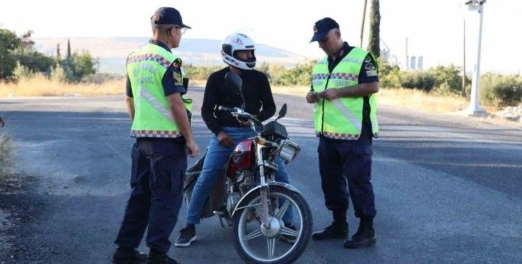 Motosiklet denetiminde 196 sürücüye para cezası
