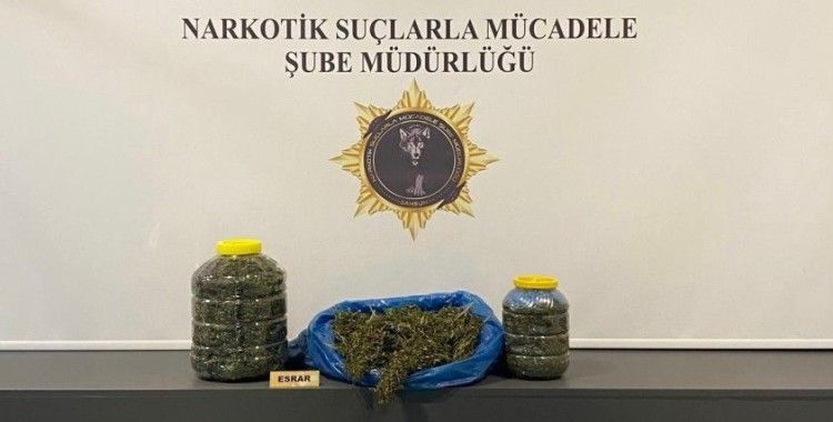 Samsun’da 6 kilo 700 gram esrar ele geçirildi
