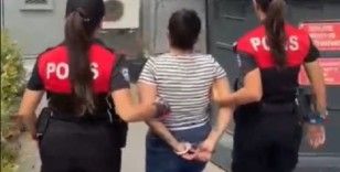 13 yıl hapis cezasıyla aranan dolandırıcı, İzmir’de yunuslara yakalandı
