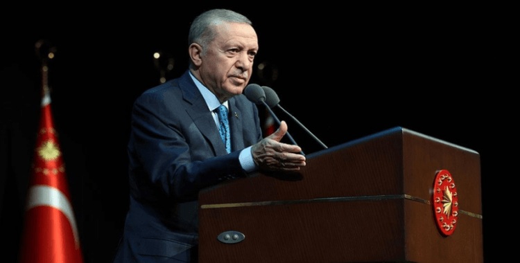 Cumhurbaşkanı Erdoğan: Gençlerimizin sosyal medyanın karanlık dehlizlerinde yitip gitmelerine seyirci kalamayız