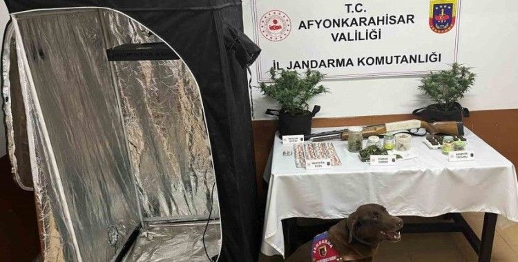 Afyonkarahisar’da uyuşturucu tacirlerine geçit yok
