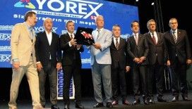 Hisarcıklıoğlu’ndan Araban Sarımsağı tesciline katkıları için Altun’a plaket
