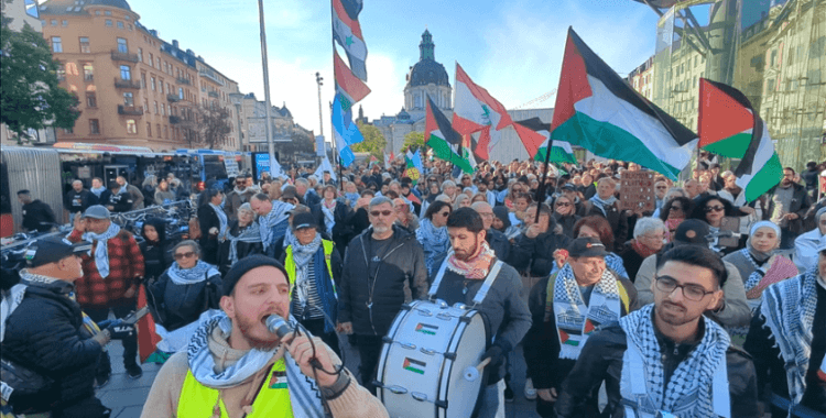 İsveç'te, İsrail'in Gazze ve Lübnan'a saldırıları protesto edildi