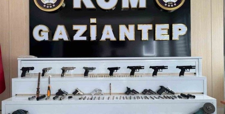 Gaziantep’te silah kaçakçılarına operasyon: 2 gözaltı
