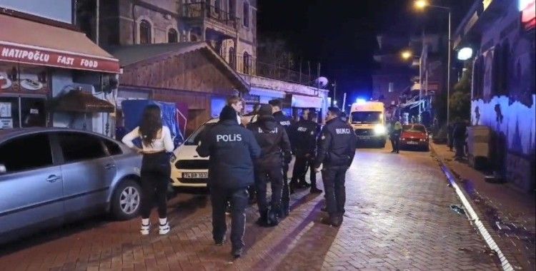 Bartın’da şişeli, bıçaklı "kadına bakma" kavgası: 2 yaralı
