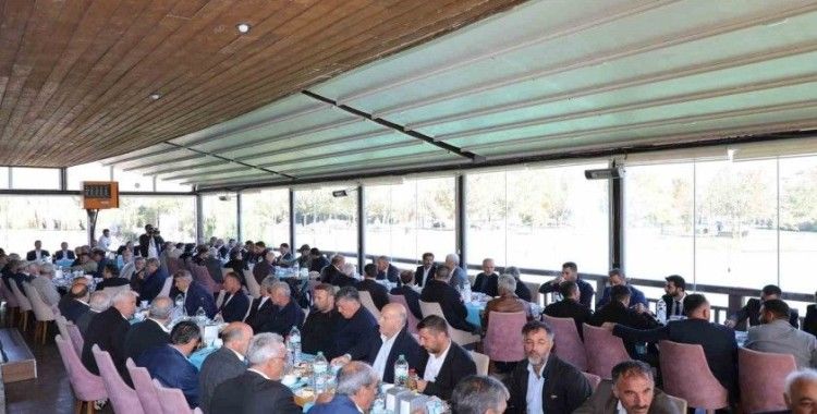 Vali Hatipoğlu ve Başkan Şerifoğulları, muhtarlarla bir araya geldi
