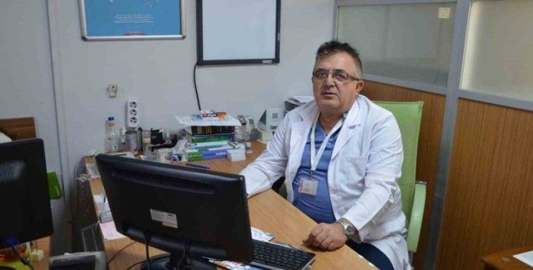 Sevilen doktor 18 ay için geldi 28 yıldır görev yapıyor
