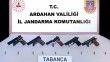 Ardahan’da otomobilde 5 adet ruhsatsız tabanca ele geçirildi
