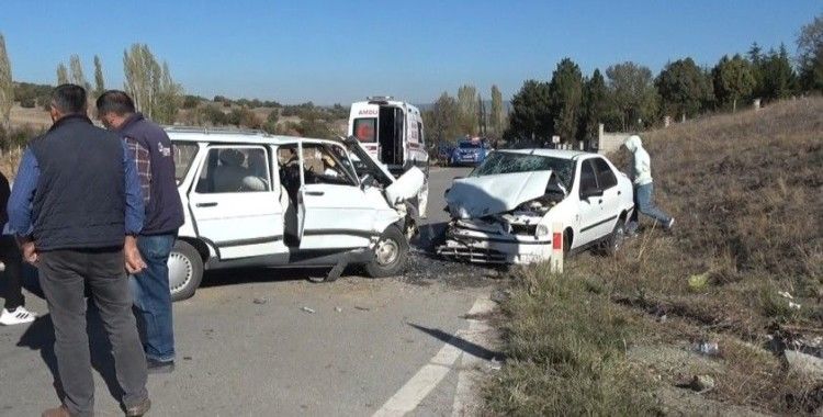 Tavşanlı’da trafik kazası 4 yaralı
