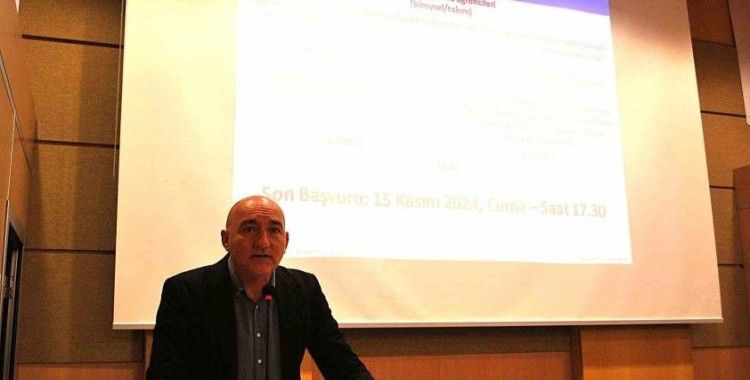 Edebiyat Fakültesinde TÜBİTAK 2209-A bilgilendirme toplantısı yapıldı
