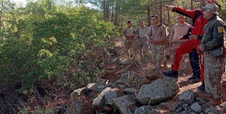 On ay önce mantar toplarken kaybolan yaşlı adamı komando timleri arayacak
