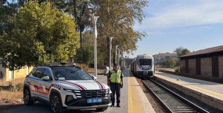 Jandarma ekipleri tren kazalarına karşı uyardı
