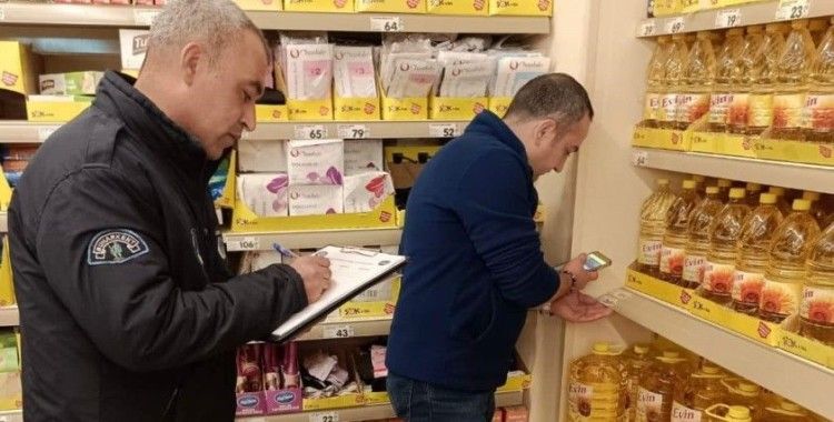 Buharkent’te market ve kahveler denetlendi
