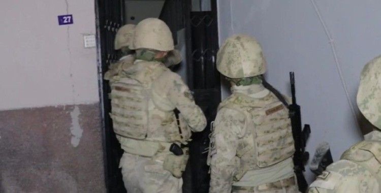 Mersin'de terör örgütü PKK/KCK operasyonu: 6 gözaltı