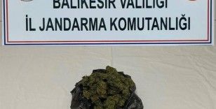 Balıkesir’de kaçakçılık operasyonunda 25 şüpheli yakalandı
