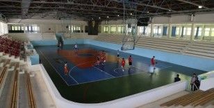 Emektar spor salonu kapılarını kapattı
