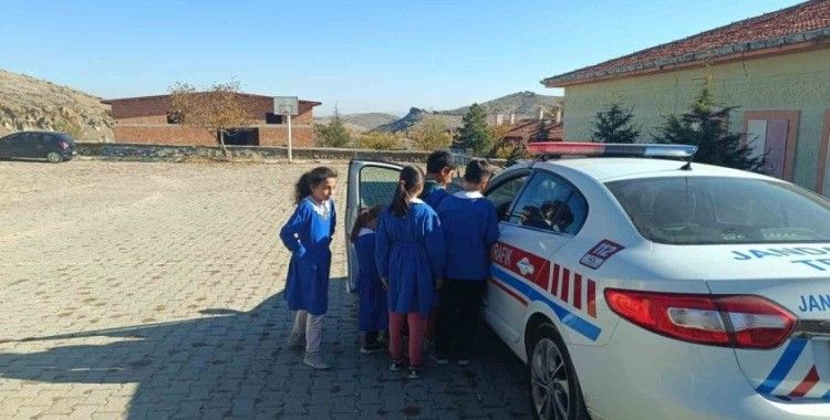 Ara tatil öncesi miniklere trafik eğitimi
