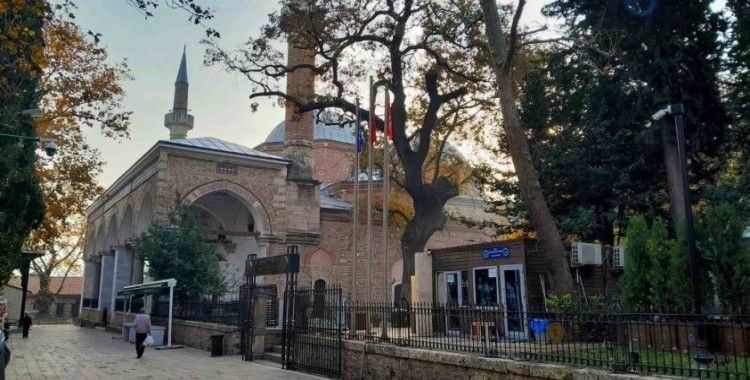 Bursa’da ecdat yadigarı tarihi cami ve türbelerdeki özel güvenlikçiler çekiliyor
