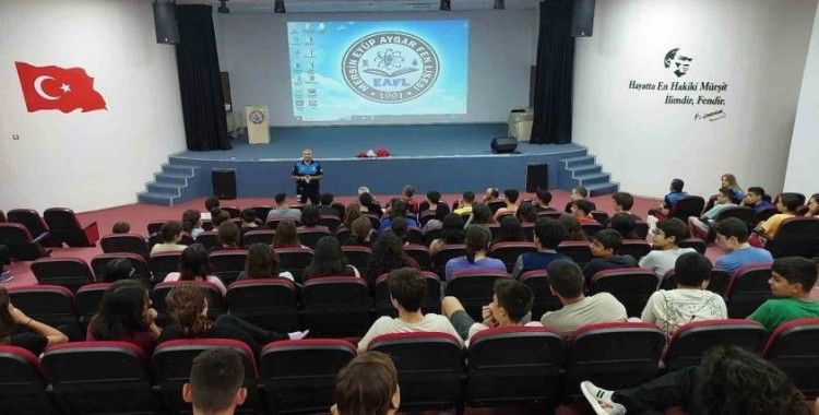 Mersin’de öğrenciler ’güvenlik’ konusunda bilgilendirildi
