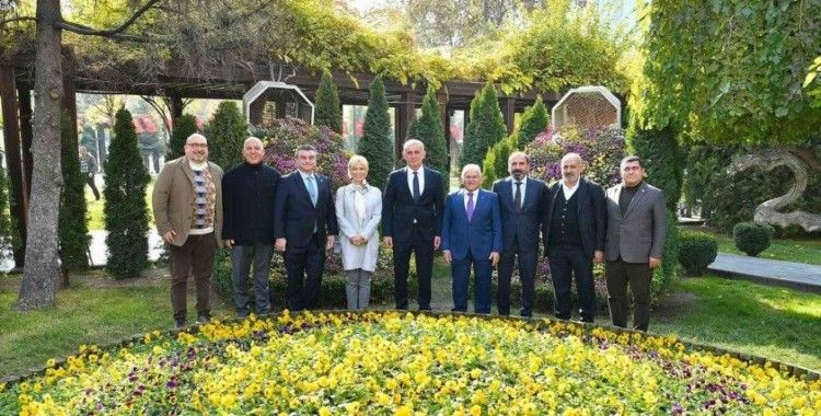 TFF Başkanı Hacıosmanoğlu’ndan Başkan Büyükkılıç’a ziyaret
