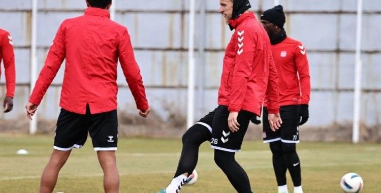 Sivasspor'da Kasımpaşa maçı hazırlıkları sürüyor