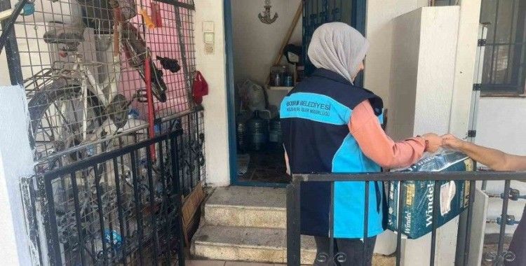 Bodrum Belediyesi 10 bin 850 sosyal destek kartı dağıttı
