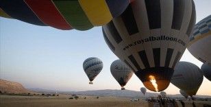 Kapadokya'da balon turları rüzgar nedeniyle hafta sonuna kadar ertelendi