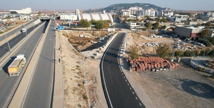 Alternatif yol trafiğe açıldı
