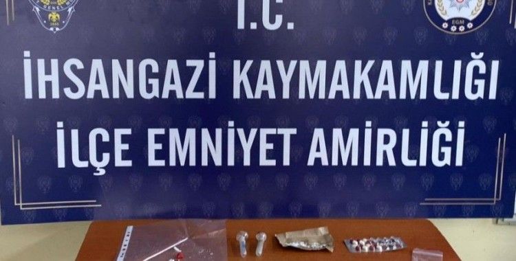 Kastamonu'da uyuşturucu operasyonu: 3 gözaltı