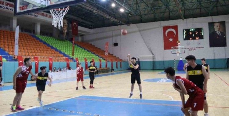 Elazığ’da U18 basketbol yerel lig mücadelesi sona erdi
