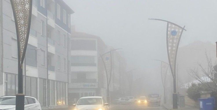 Kulu’da yoğun sis etkili oluyor
