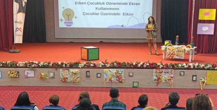 Mersin’de ebeveynlere ’çocuklarda ekran kullanımı’ anlatıldı
