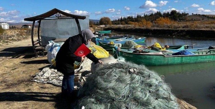 Beyşehir Gölü’ndeki su ürünleri denetimlerle korunuyor
