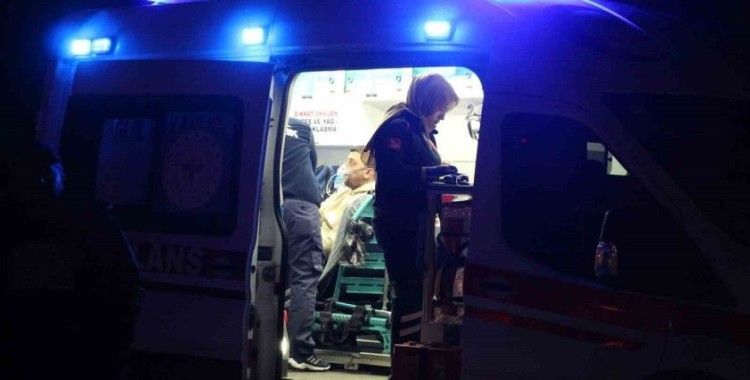 Sakarya’da geri dönüşüm tesisinde yangın: 8 işçi dumandan etkilendi
