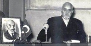 Hasan Basri Çantay ölümün 60. yılında Balıkesir’de anıldı
