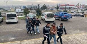 Karaman’da 3 kişi dolandırıcılıktan tutuklandı
