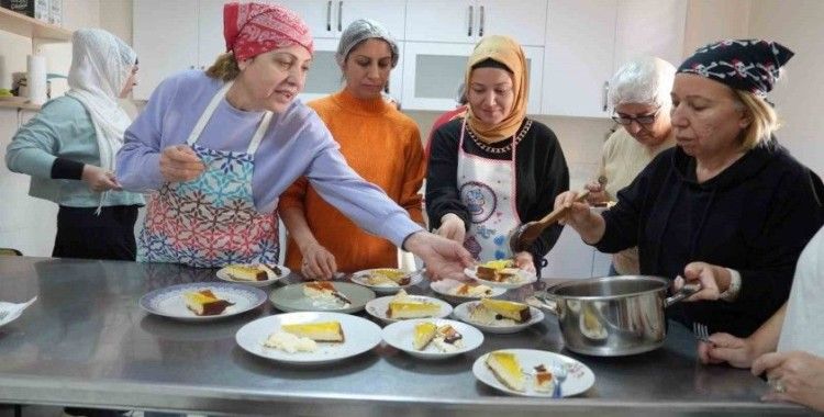 Çukurova Belediyesi’nin çikolata ve pasta yapma kursuna yoğun ilgi
