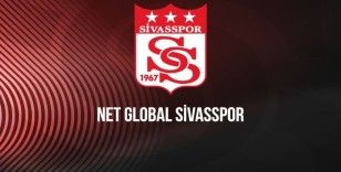 Sivasspor: “Rey Manaj’ı hedef alan hadsiz yorumları kınıyoruz”
