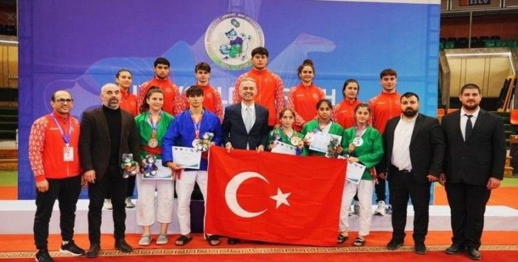 Bilecikli Emirhan Yılmaz, Dünya üçüncüsü oldu
