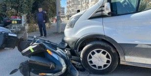 Kamyonetle çarpışan motosikletin sürücüsü yaralandı
