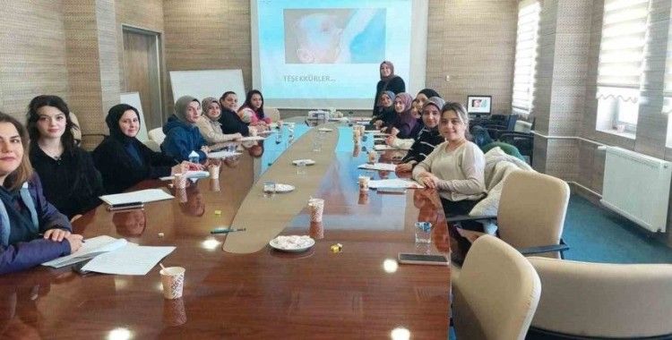 Çocuk-bebek hastalıklarının ve ölümlerinin azaltılması amacıyla Bayburt’ta sağlık çalışanlarına eğitim verildi
