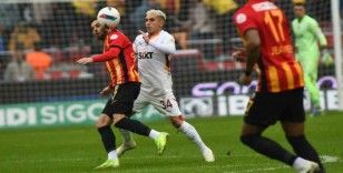 Trendyol Süper Lig: Kayserispor: 1 - Galatasaray: 2 (İlk yarı)
