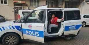 Kazada yaralanan öğrenciyi sınava polisler yetiştirdi
